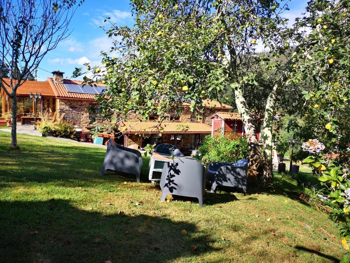 Casa Do Morcego Guest House Valdovino Exterior photo