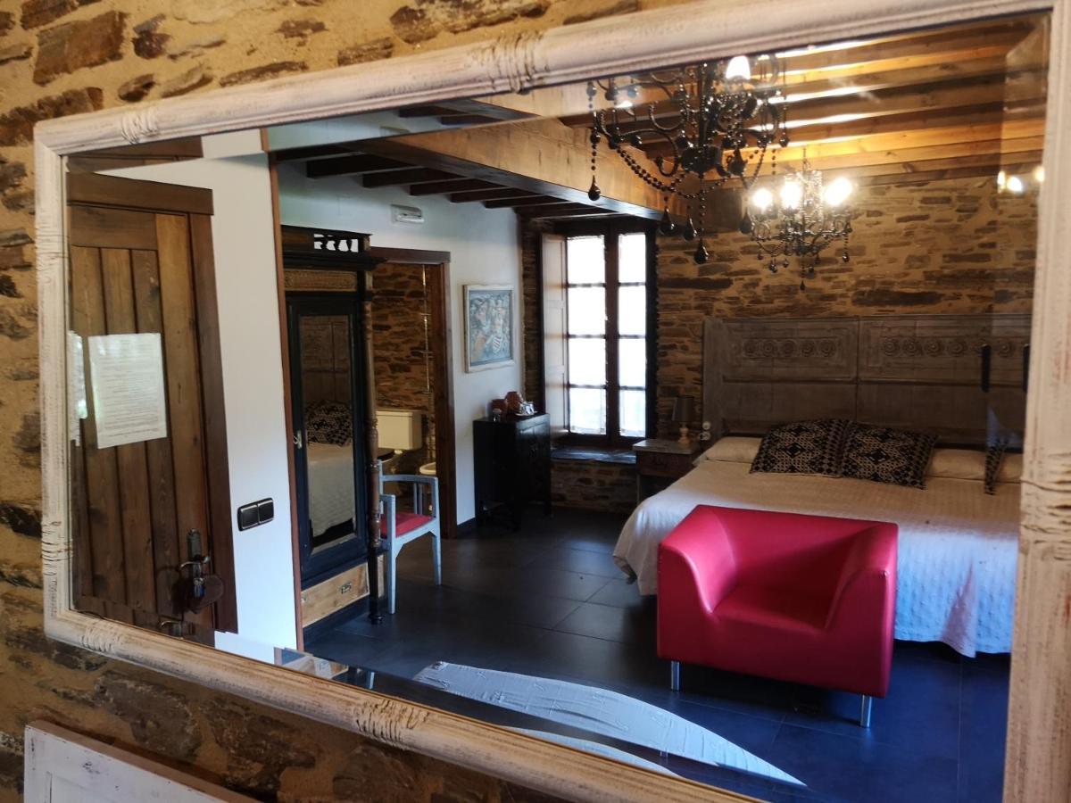 Casa Do Morcego Guest House Valdovino Exterior photo